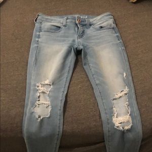 low jegging ripped jeans